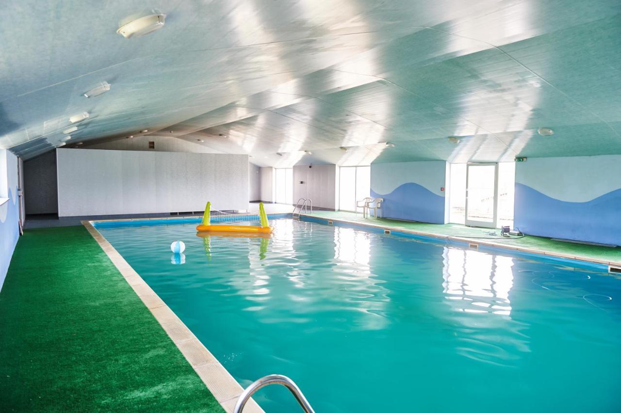 Penuwch Boathouse- Lakeside Rural Cottage Ideal For Families With Indoor Heated Pool Καρμάρθεν Εξωτερικό φωτογραφία